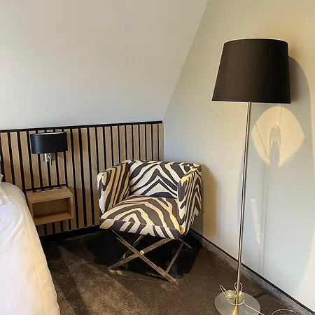 Hotel Restaurant La Couronne By K 3*